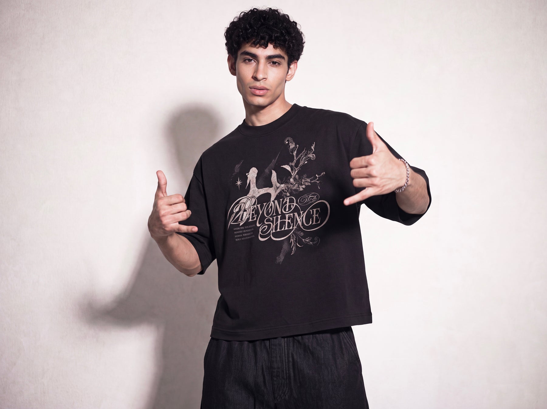 SBLH - SILENCE Boxy Tee