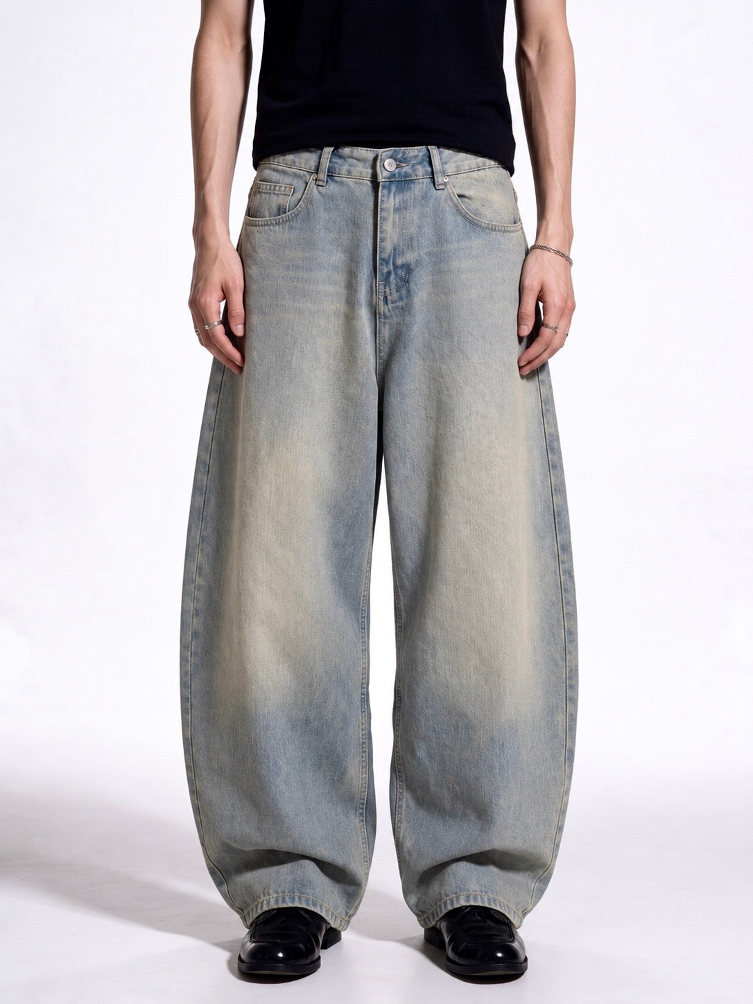 Fog-Line Balloon Baggy Jeans front